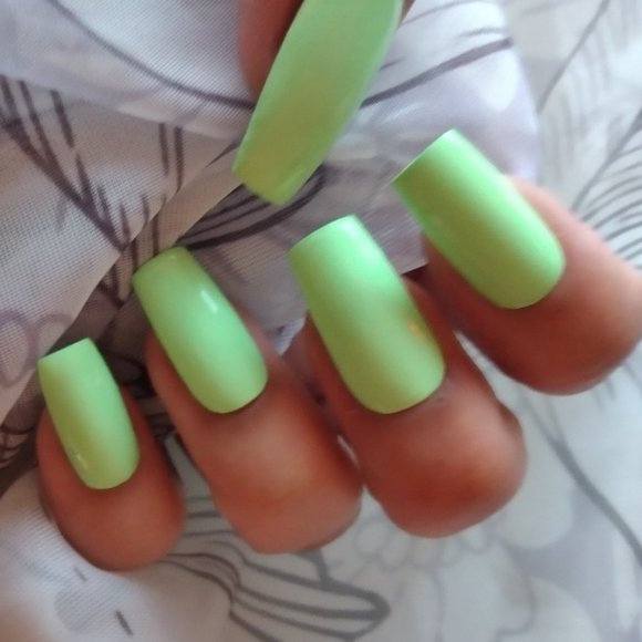 Neon Mint Green press on nails fake nails pPN69 - Picture 4 of 5